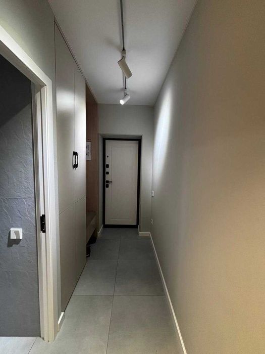 V3925 ПРОДАЕТСЯ2-3/2/4 на:Ц-13  56м2