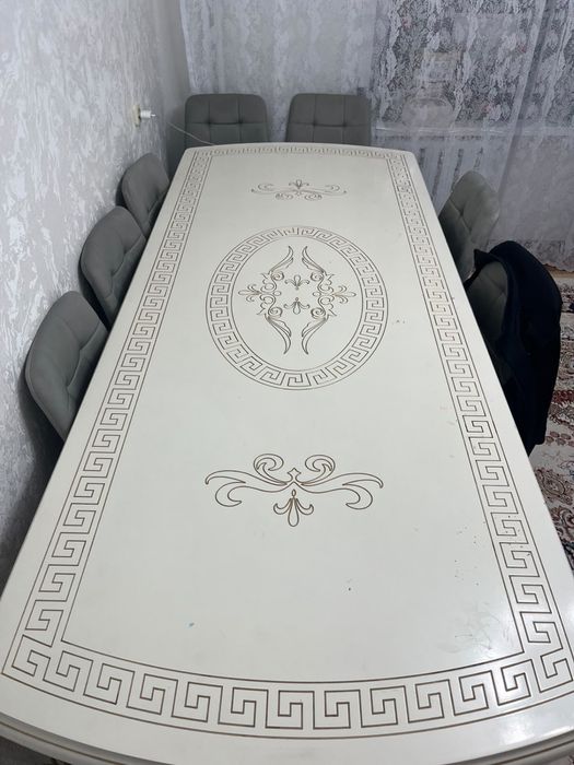 Стол для зала(гостей)