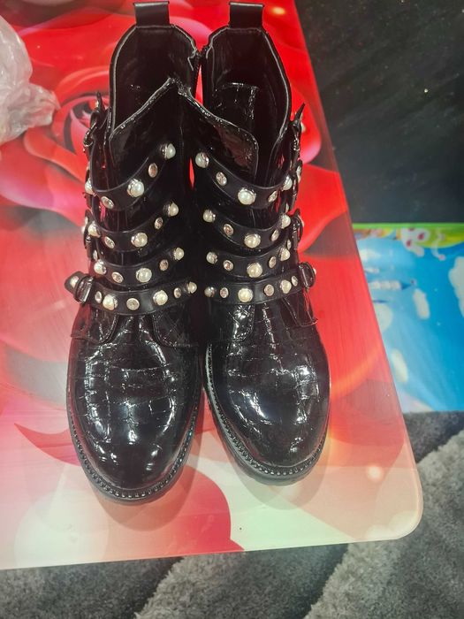 Продават се.Нови само пробвани