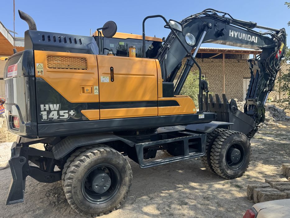 Ekskavator HYUNDAI 145tali