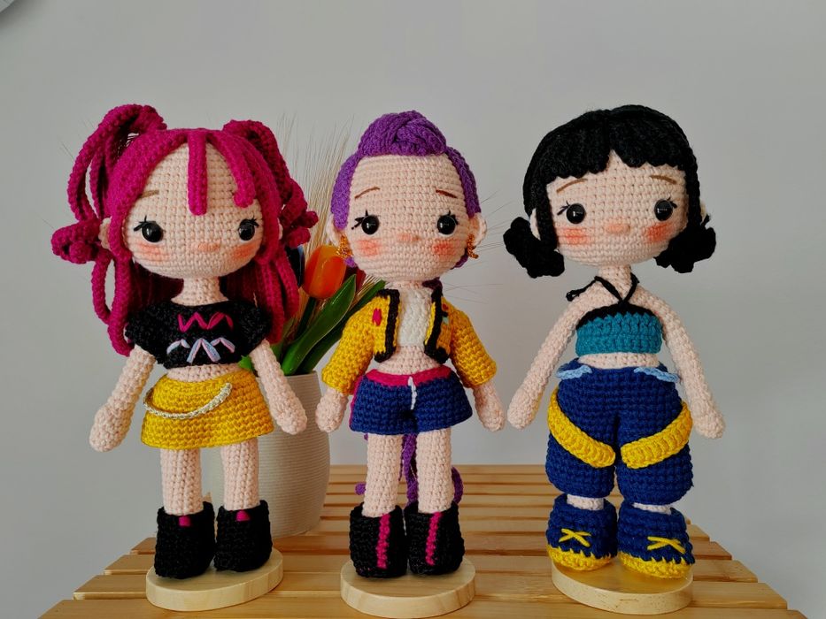 Păpuși croșetate  K‑pop Demon Hunters (Mira, Rumi, Zoey)