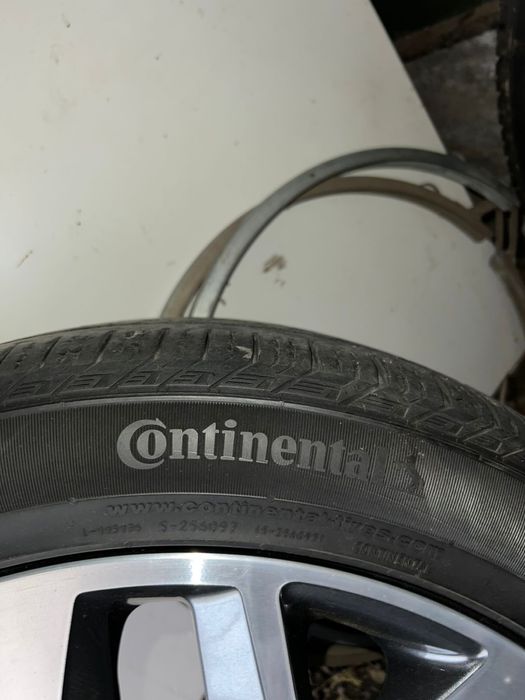 Диск с Шинами на Хюндай САНТАФЕ