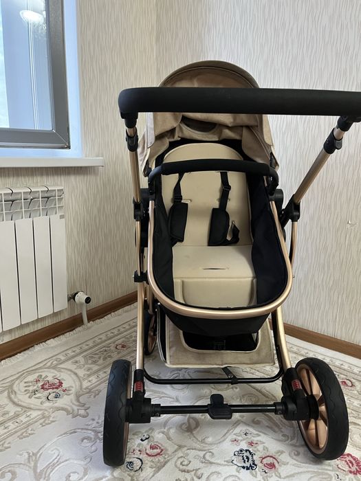 коляска в хорошем состоянии