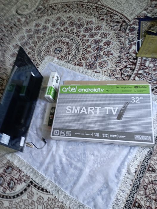 Artel Smart televizor 32 talik