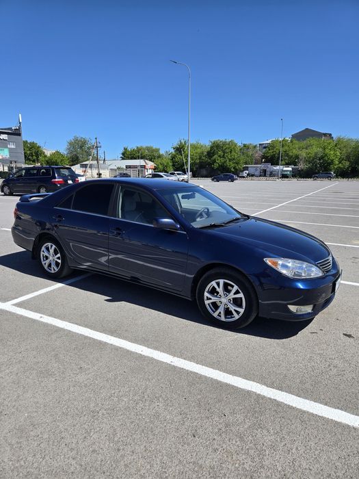Toyota Camry XV35