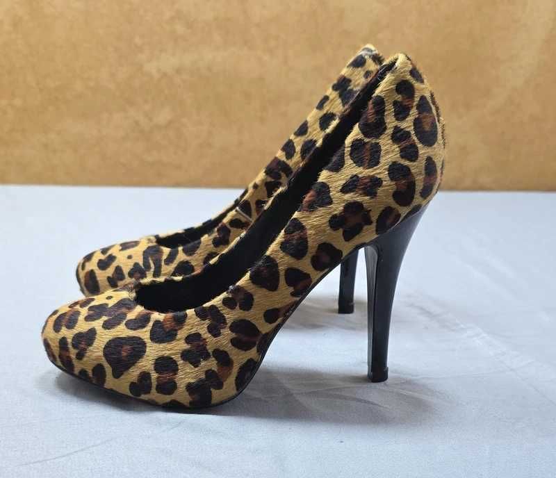 Pantofi cu toc Tango, piele naturala , marimea 38