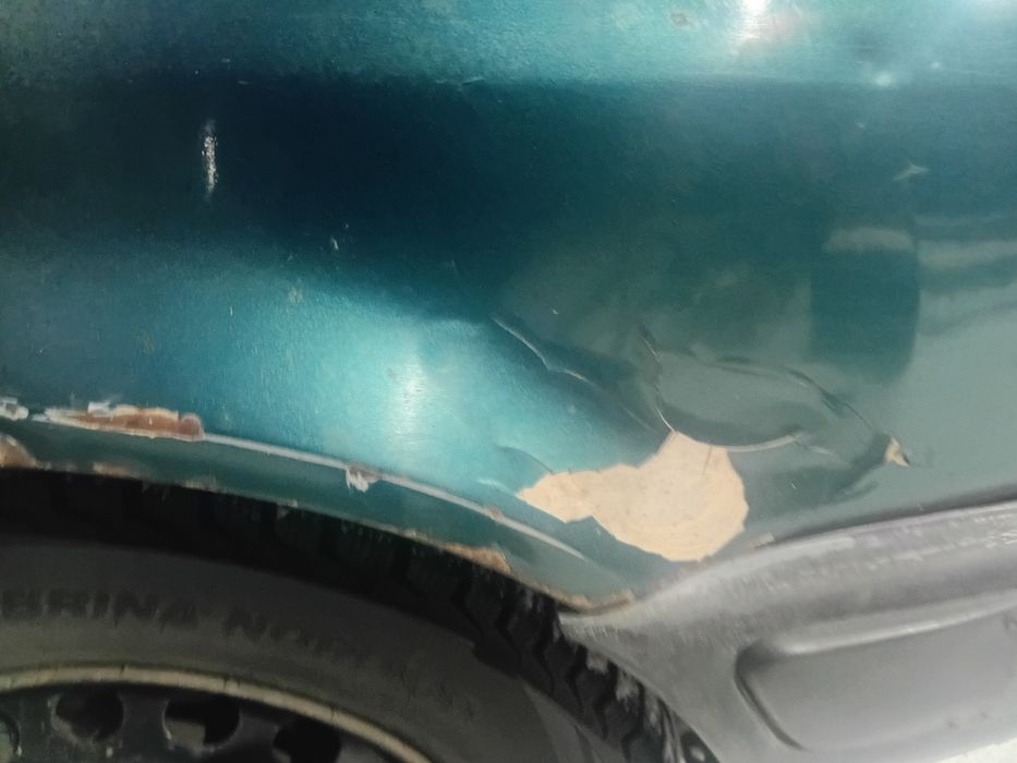 Продам на ходу но требует ремонта двс