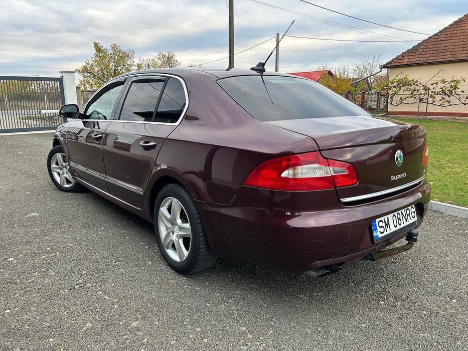 Skoda superb  170 cp 4500 euro
