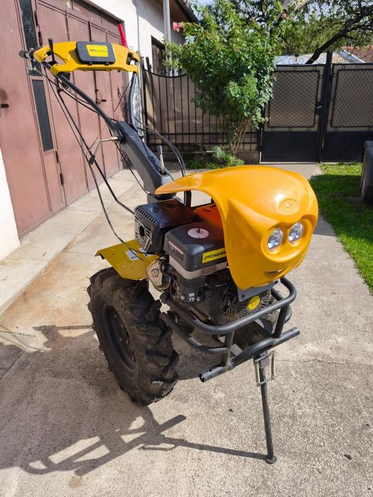 Vând motocultor ProGarden 18CP