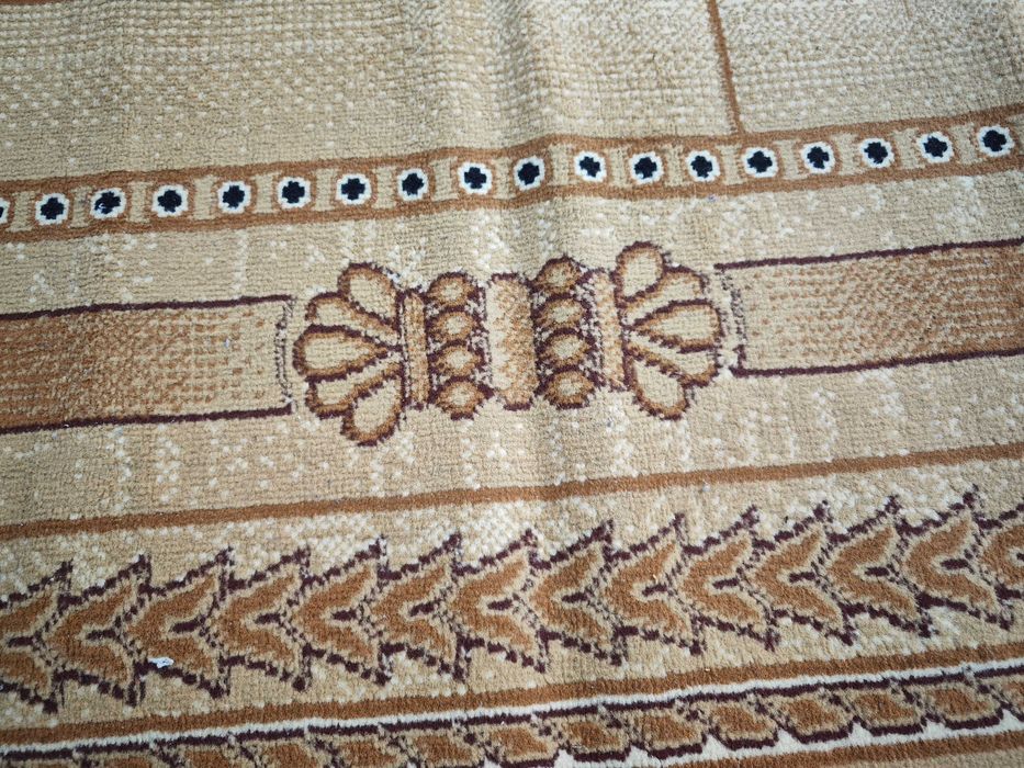 Палас 2-3 бу станция метро Москва