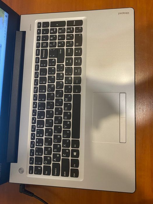 Lenovo i5 Skylake/Nvidia GeForce 920MX