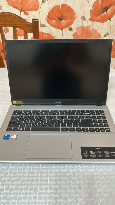 Продам ноутбук intel core i5-1235u