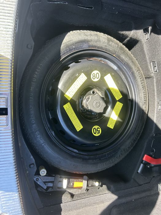 Roată rezervă slim R19 cric si cheie roți Audi A8 4H