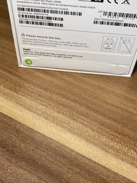 iPhone 16e• 128 GB • Black