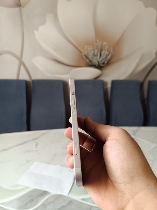 Iphone 13. 256 GB