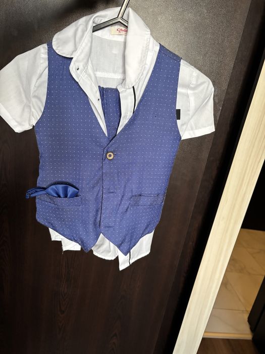 Детски костюм с къс панталон