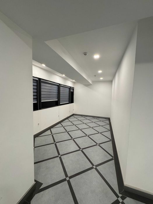 Сдаётся в аренду помещение под офис на Ц-1.