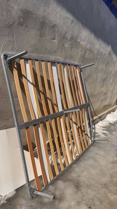 Кровать без спинки 160*200