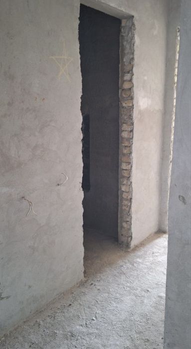 Квартира сотилади 53кв Коробка