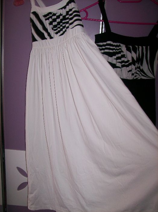 Завършен сет за госпожица на "тuc тuc"и рокли в черно и бяло!