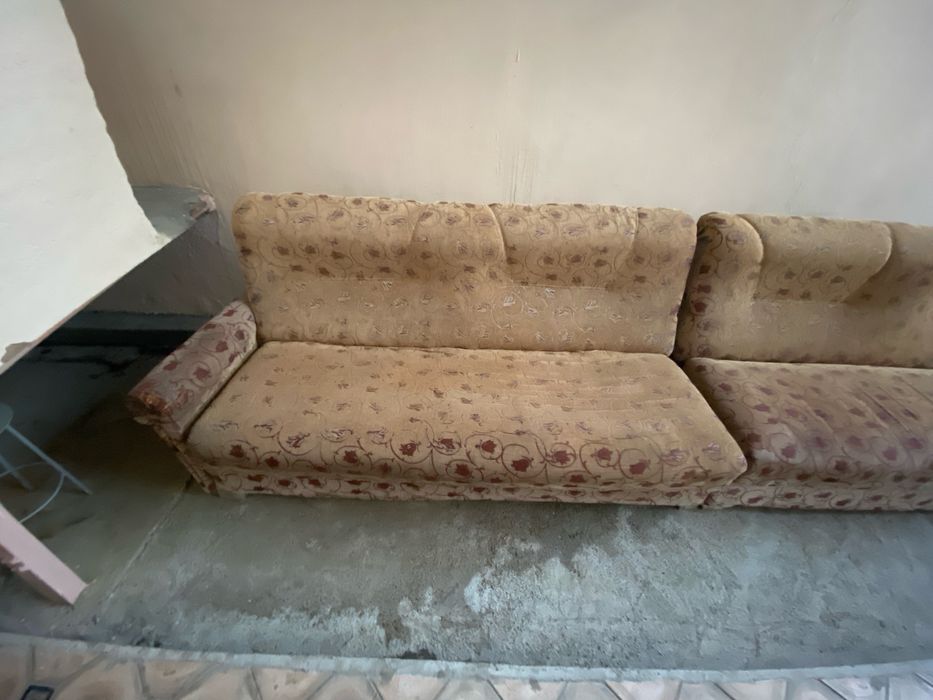 Мягкий диван продаётся