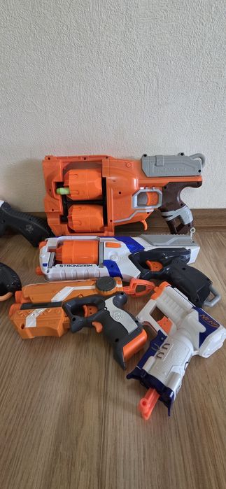 Детские игрушки Бластеры Nerf