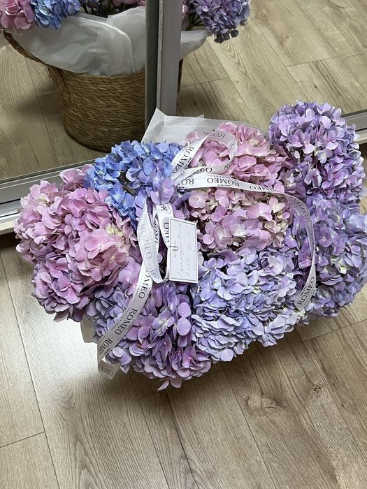 Букет в корзине/ цветы