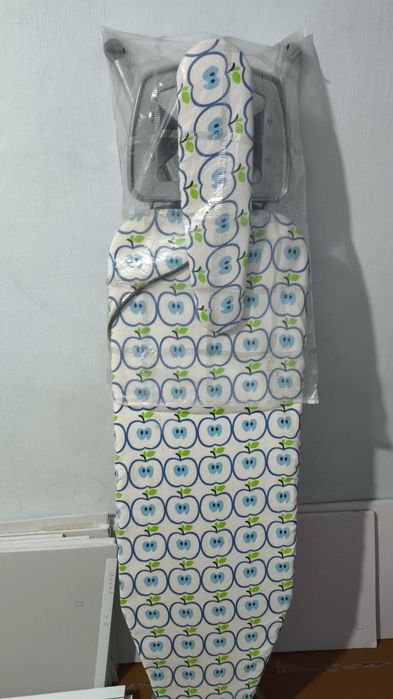 Продам гладильную доску.