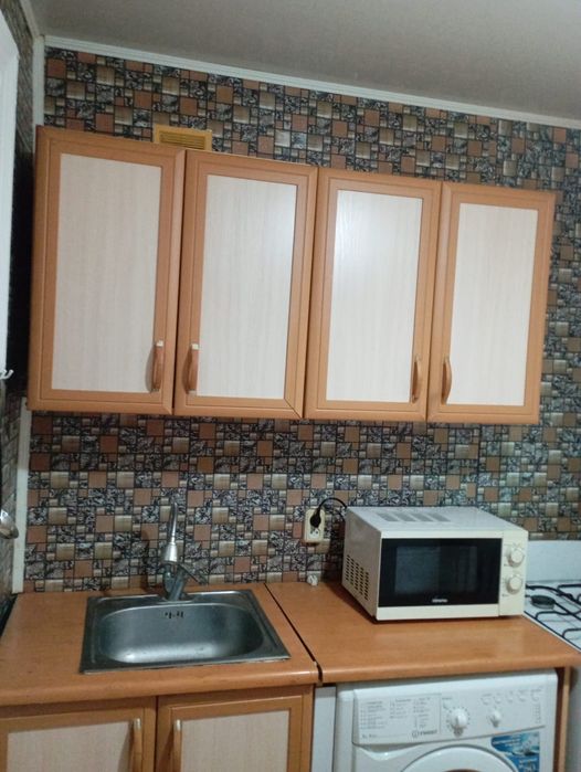 Продам 1ком.квартиру район Каравана.
