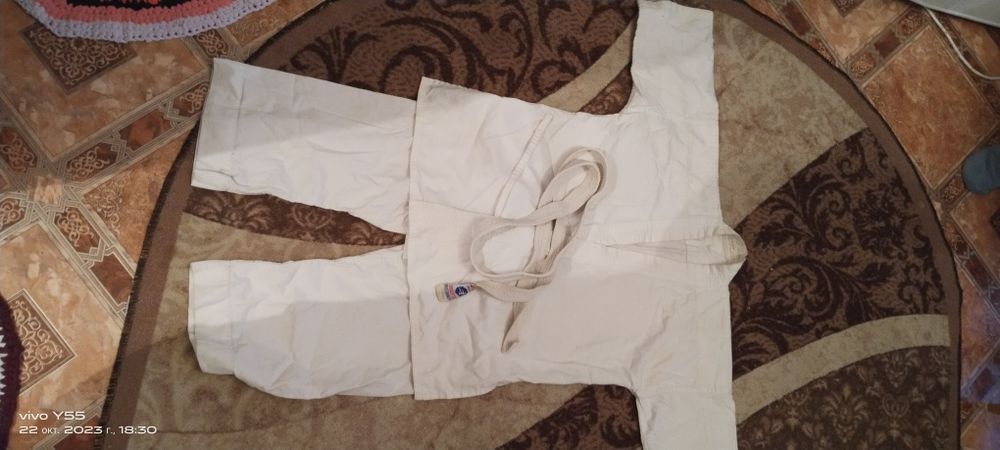 Продам кимоно б/у