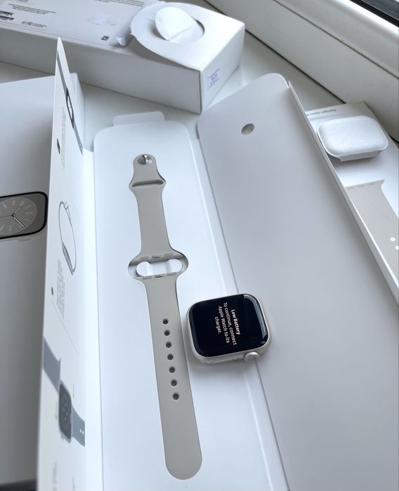 Новый Apple iWatch 8 Starlight 45mm No Active
