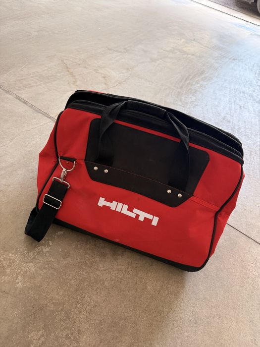 Продавам HILTI сак