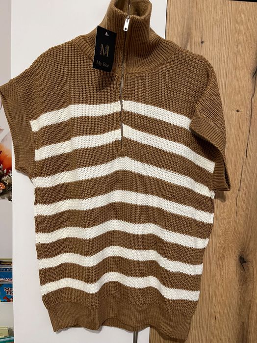 Дамски пуловери и рокли