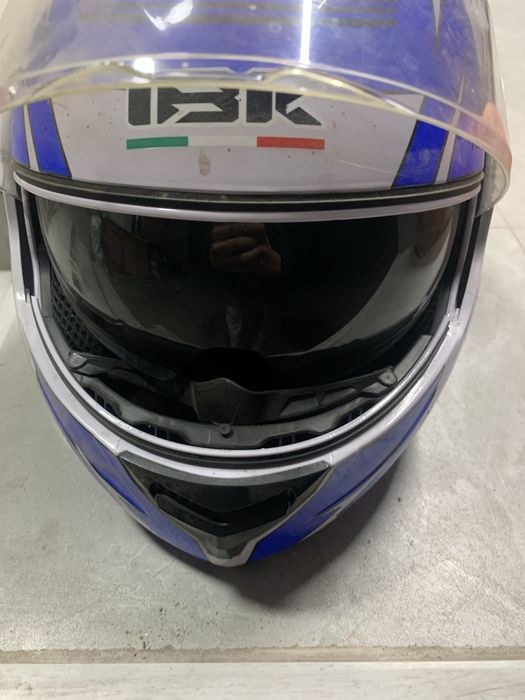 Шлем каска новая