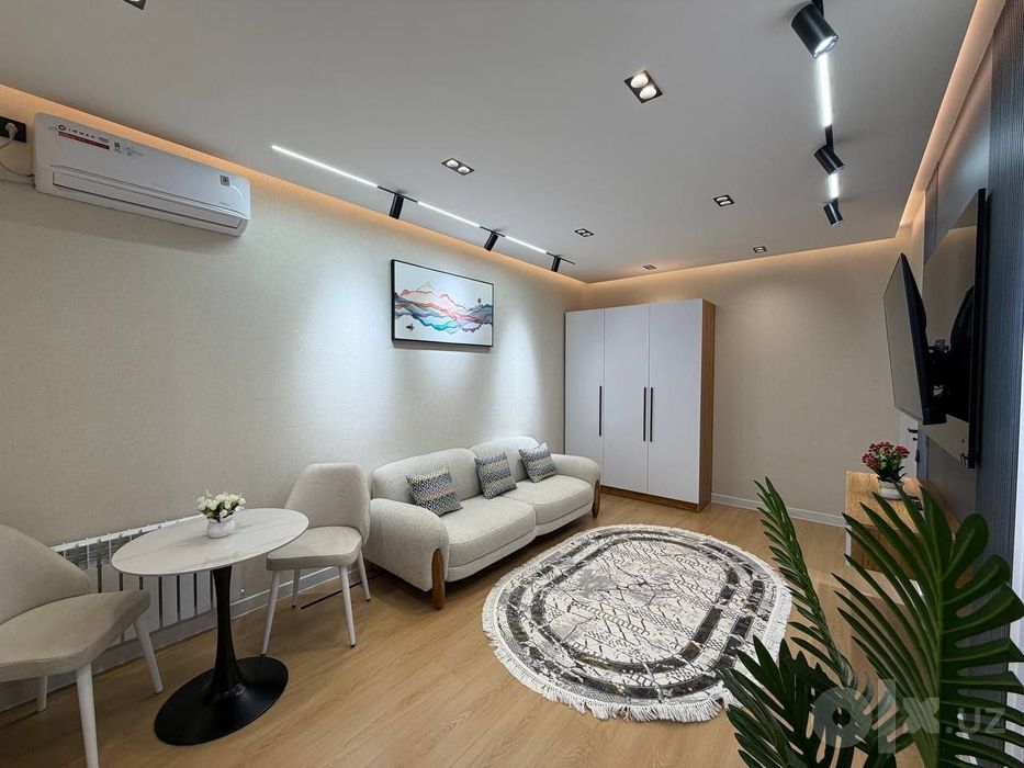 Продажа 1 комнатна переделана в 2х Буз-1