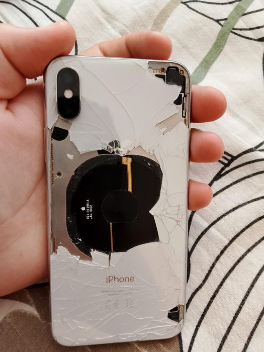 Продам айфон х.