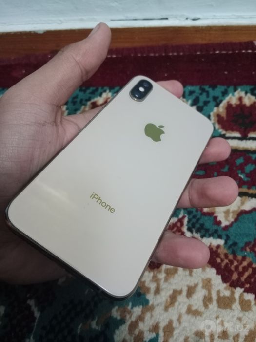 Iphone xs Gold 64 GB