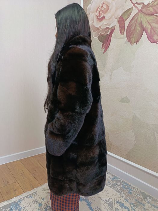 Норковая шуба в отличном состоянии