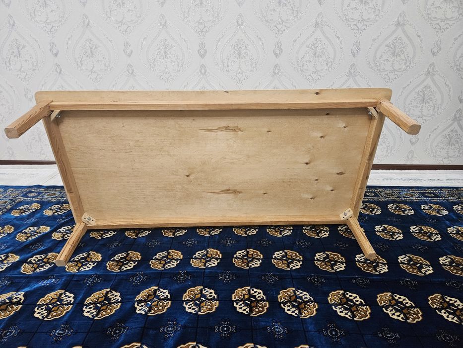 Продаётся стол размер 150*80