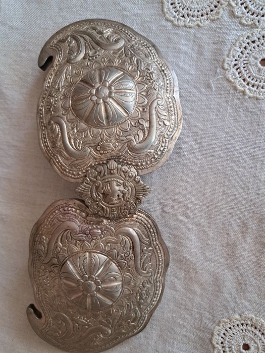 Стари сребърни пафти