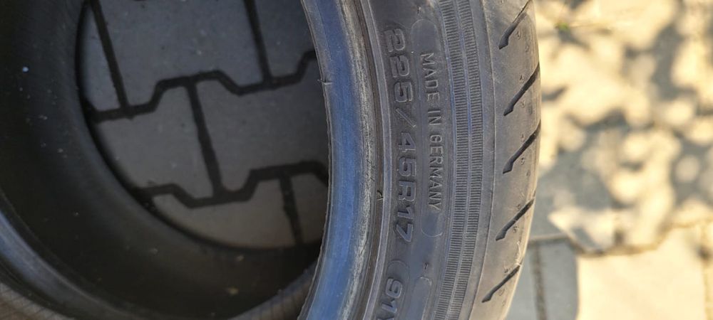 Продам 225/45 R17 шины