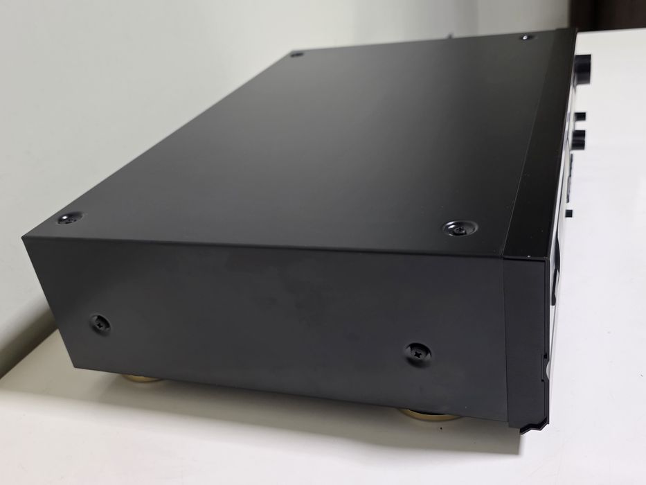 Стерео касетен дек Denon DRS-640 – Хоризонтално зареждане (CD тип)