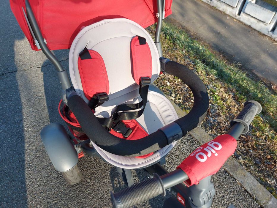 Triciclu Coccolle Giro Plus Rosu 9 luni - 5 ani, roți gonflabile