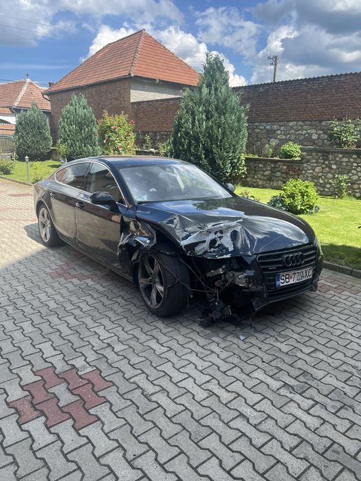 Audi a7 2012 Avariat  6400 euro