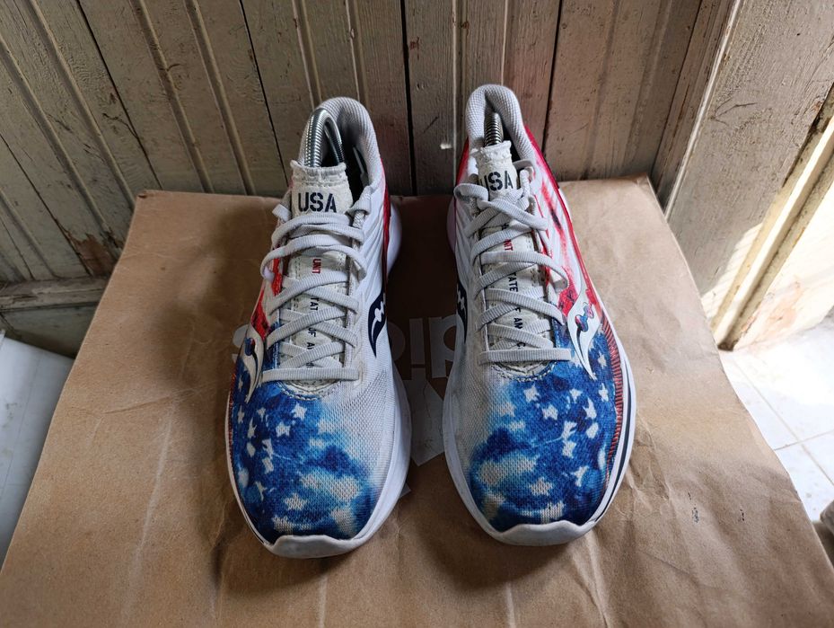 Saucony Kinvara 12 'ViZiPRO USA Flag''оригинални мъжки маратонки 43 н