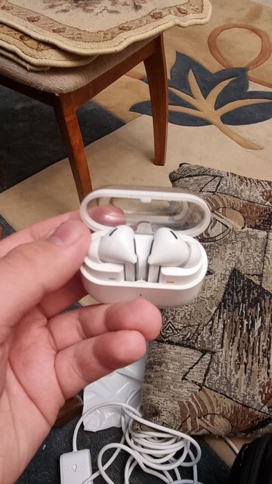 Продам Samsung Galaxy A55 5G + Galaxy Buds3 pro