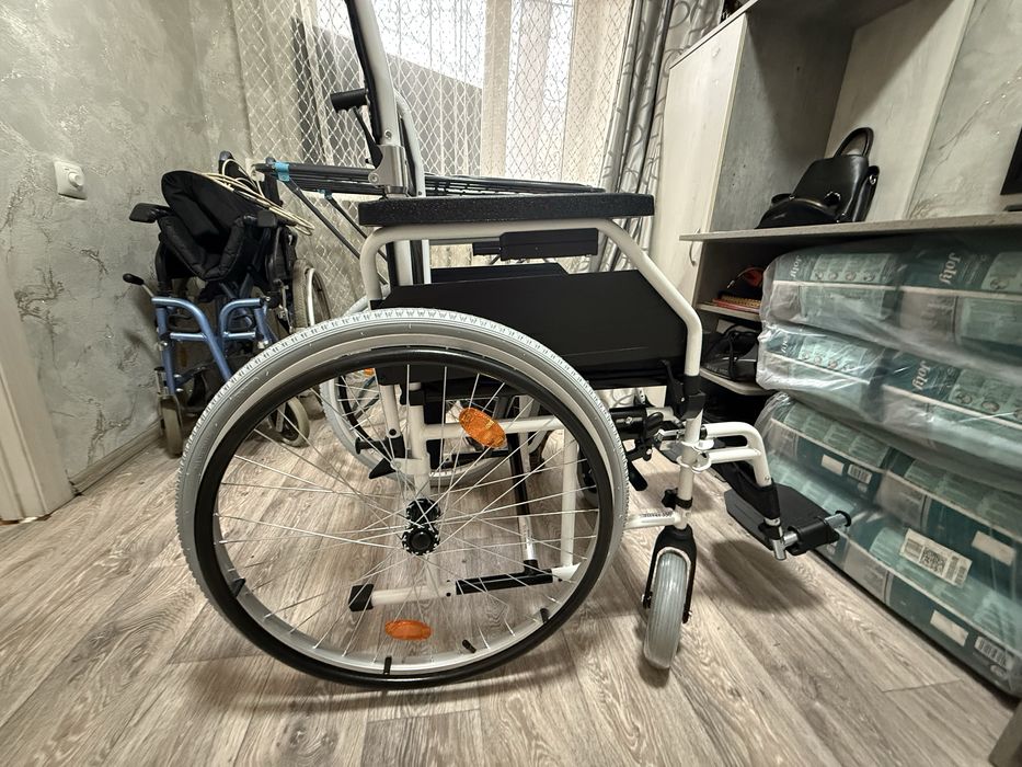 Коляска инвалидная