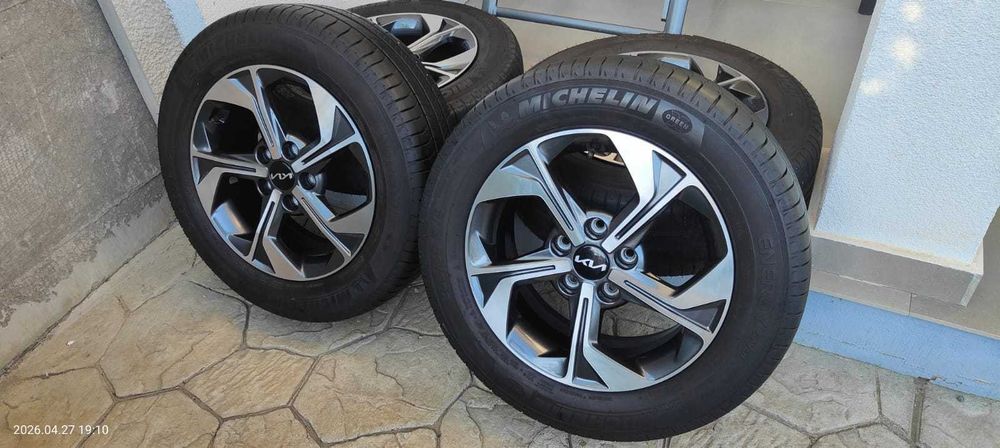 Roți complete pe 16 KIA XCEED