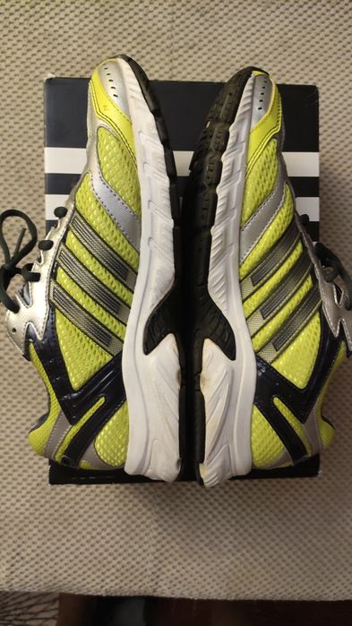 Маратонки Adidas N 42 (40)