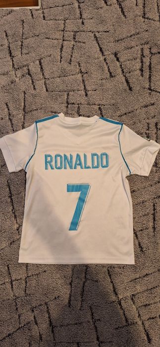 НАМАЛЕНИЕ!!! Футболни екипи, тениски и гащетки